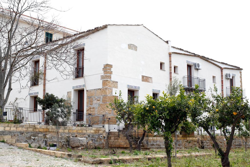 Case Giannone Santa Flavia Exterior photo